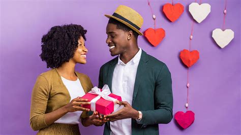 Best Valentine's Day Gifts for Couple 2024