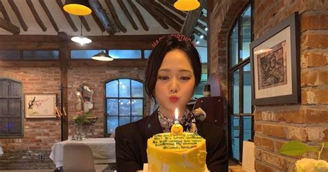 Jun 03, 2021 · 전 남자친구 문제로 자신의 승용차에 여자친구를 가두고 폭행한 30대 남성이 법원에서 집행유예를 선고받았다. 가세연 "김다은씨 한글 몰라요? 박수홍 여자친구=김다X"- 스타뉴스
