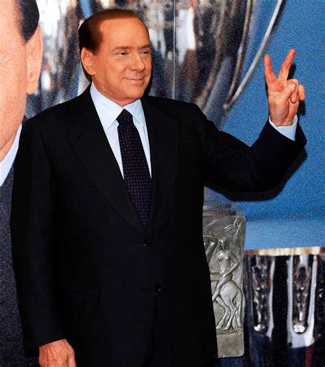 Conviction extinguished by amnesty, one of two from which he will benefit. Milan AC : Silvio Berlusconi condamné, recrutement limité