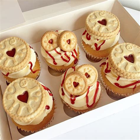Jammie Dodger Cupcakes The Cakery Leamington Spa And Warwickshire