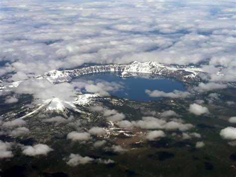 Crater Lake Car Chase Ended Like A Tom Clancy Novel Offbeat Oregon