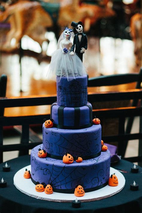 The location was perfect, within walking distance to the downtown area and forsyth park. Haunted Mansion | Halloween wedding cakes, Disney wedding ...