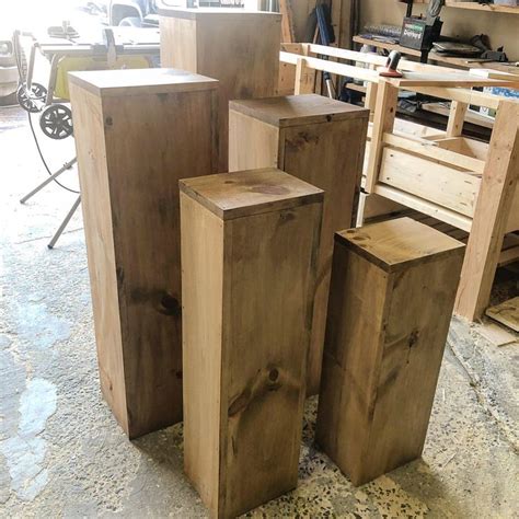 Plant pedestals | Plant pedestal, Woodworking projects, Wedding plants