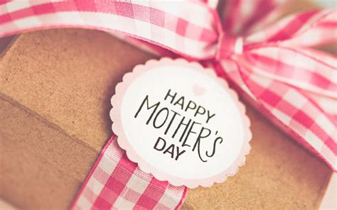 Spending time with your mum is probably the most important and appreciated thing you can do. Top 10 Gift Ideas For Mother's Day - Women Fitness
