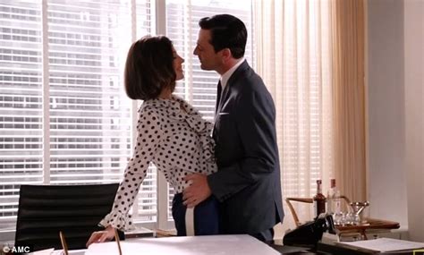 Mad Men Season 5 Premiere Review Tensions Tears And Angry Sex Daily Mail Online