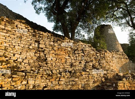 Great Zimbabwe Ruins Masvingo Zimbabwe Stock Photo Alamy