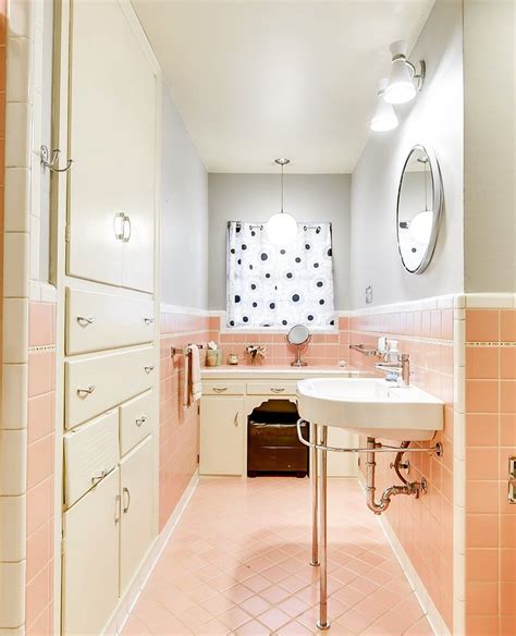 16 Pink Bathrooms That Prove This Color Works In Any Room