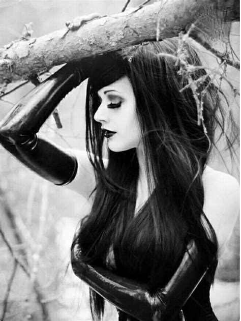 Gothic Dark Beauty Goth Women Alexa