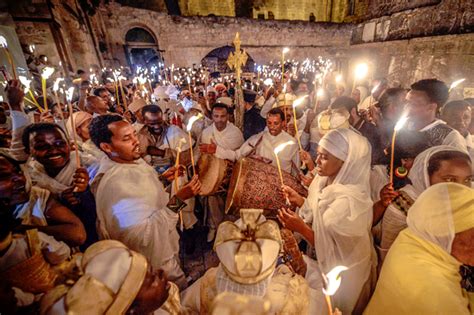 Ethiopians Celebrate Fasika Easter