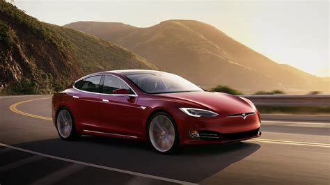 Tesla Model S Vs Tesla Model 3 Comparison Kelley Blue Book