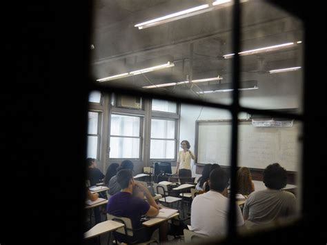 Que Limites A Sociedade Impõe Ao Cidadão