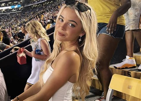 Olivia Dunne Reacts To Message From Sports Illustrated Swimsuit The Spun What S Trending In