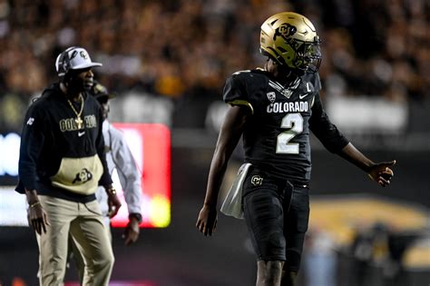 Colorado Quarterback Shedeur Sanders Earns High Praise From Tom Brady width=