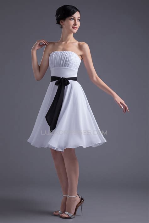 Alibaba.com offers you an array of unforgettable. Knee-Length Strapless Sleeveless Chiffon Short White ...