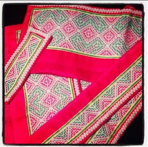 Dengan adanya ini berarti kita mampu untuk berkembang dan lebih baik lagi. 1000+ images about paj ntaub on Pinterest | Fabrics ...