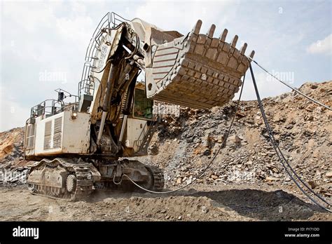 Liebherr Electric Face Shovel Excavator At Kansanshi Copper Mine