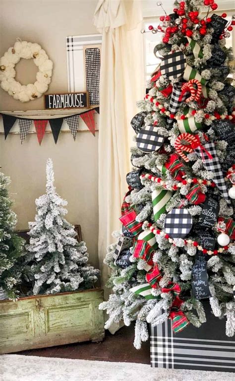 Amazing Farmhouse Christmas Tree Styles To Try My Simpatico Life