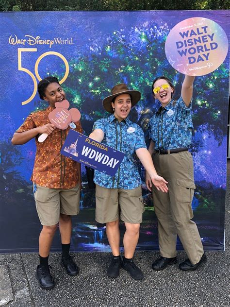 Disney Cast Members Celebrate Walt Disney World Day Chip And Company Disney Cast Member