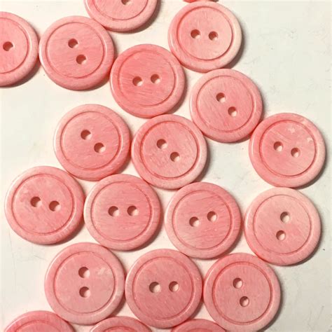 20 Pink Buttons Baby Pink Buttons 15mm Buttons Pink Resin Etsy