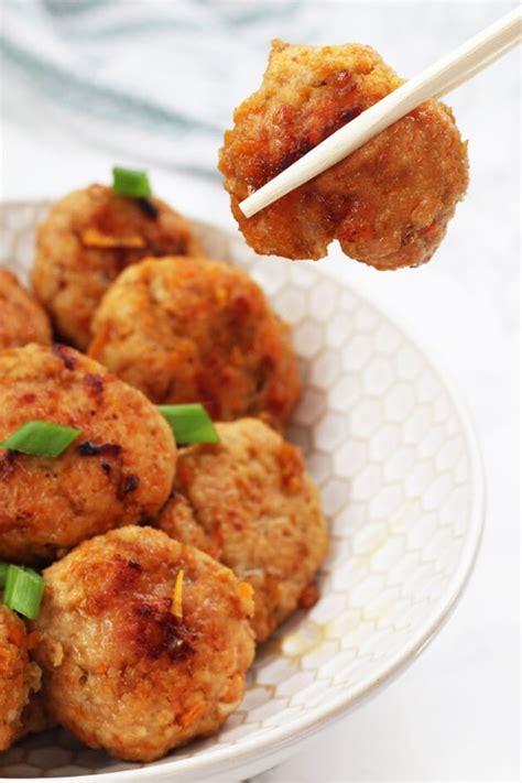 In a large bowl combine ground chicken, olive oil, sea salt, garlic powder and onion powder and mix to combine. Orange Chicken Poppers (Paleo, AIP, Whole 30) - Unbound ...