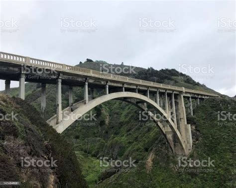 Rocky Creek Bridge Is A Reinforced Concrete Openspandrel Arch Bridge On