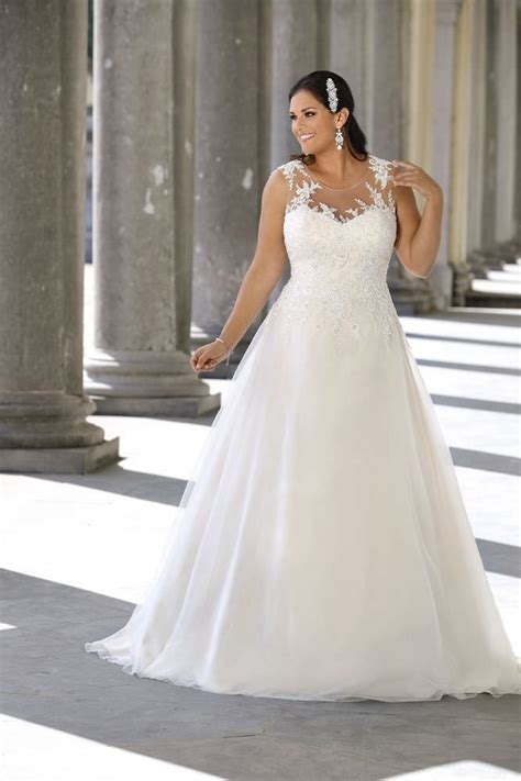 Bestens gewandet für den nächsten mittelaltermarkt. Brautkleid A Linie Für Mollige - Valentins Day ...
