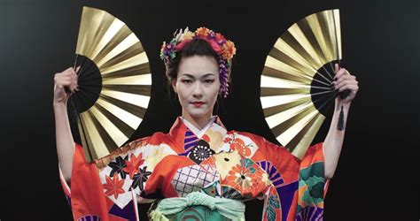 Stock Video Of 4k Beautiful Japanese Geisha Dancing On 14442460