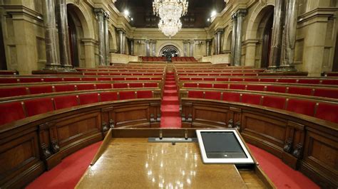 Formal conference, assembly, from old french parlement (11c.), originally a speaking, talk, from parler to speak (see parley (n.)); Noticias de Cataluña: El 'parlament' fantasma: "¡Esto es ...