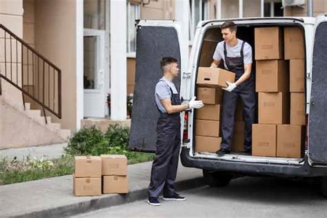 The Benefits Of Professional Movers American Rental Specialties