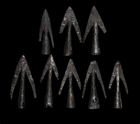 Grex Luporum Medieval Arrowheads Database