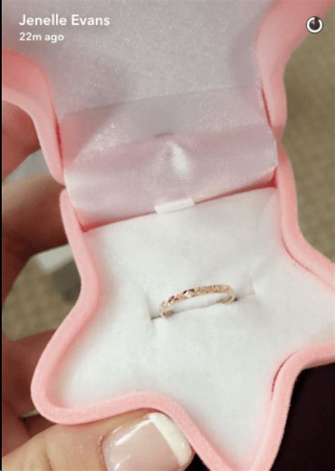 Jenelle Evans Ring Photo The Hollywood Gossip