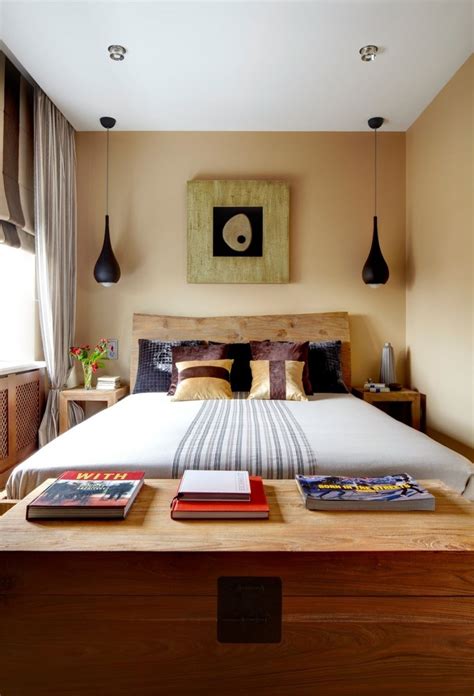 May 05, 2021 · si tienes un dormitorio matrimonial pequeño no importa, de igual modo puedes aplicar muchas ideas creativas para decorar y aprovechar el espacio al máximo. 9 интересных идей для маленькой спальни | Dormitorios ...