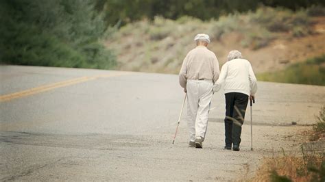 Related Keywords And Suggestions For Older Couple Walking