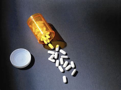 Fatal Overdoses Rising From Sedatives Like Valium Xanax Chicago Tribune