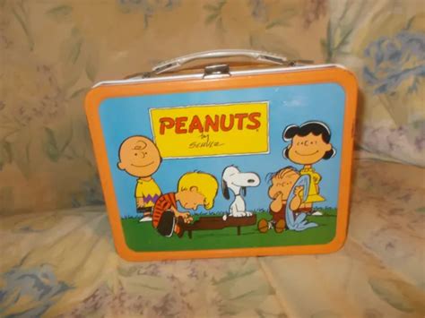1959 Peanuts By Schulz Charlie Brownsnoopy Metal Lunchbox C 9 5900