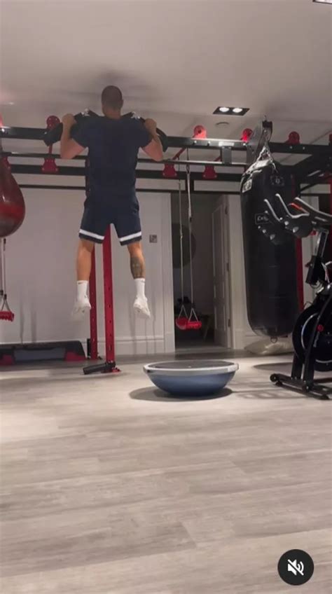 Paddy Mcguinness Appears Naked As He Gets Stuck Into Workouts After