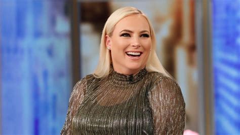 Meghan mccain is all smiles in 1st photo with baby daughter liberty: Meghan McCain Shares First Photo of Daughter Liberty | Entertainment Tonight