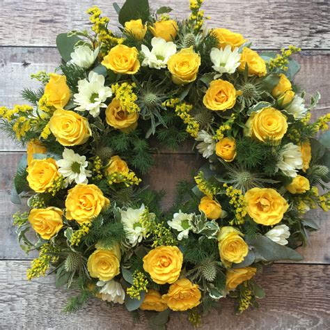 Sunshine Yellow Rose Wreath Roses Funeralflowers Wreaths