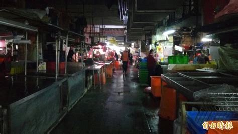 The site owner hides the web page description. 禽肉禁宰攤販撐不住 北市：補償再等等… - 生活 - 自由時報電子報
