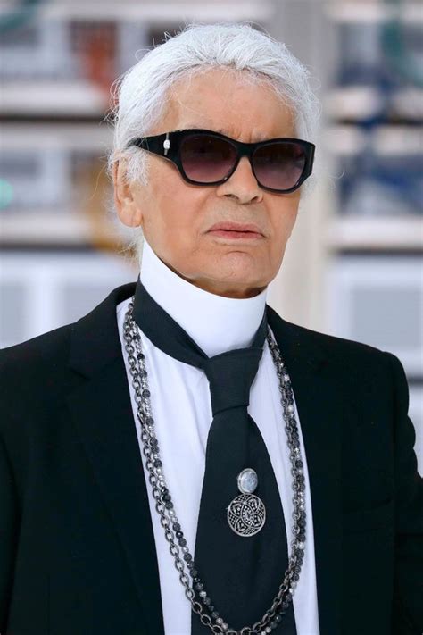 How Did Karl Lagerfeld Die Chanel Bosss Cause Of Death As He Passes