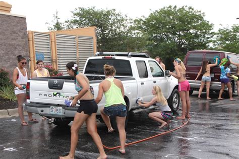 Nkc Cheerleader Car Wash Photo 100820 Mingle Kansas City Community