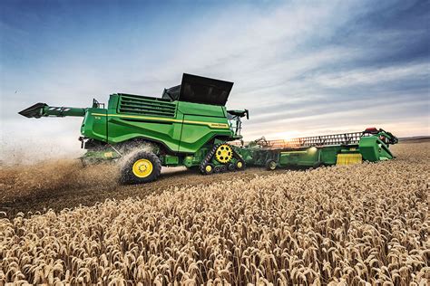 Nueva Cosechadora X9 Y Plataforma Draper De John Deere