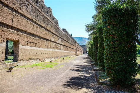 Roman Archeology Pecile Wall At Villa Adriana Stock Image Image Of