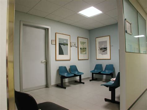 Le nuove collezioni propongono le più recenti novità in tema di sedute. Mediagallery - ARCISPEDALE S. MARIA NUOVA - AZIENDA ...