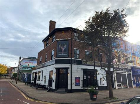 Pub Rebrands Itself As The Three Bends In Government Dig Ladbible