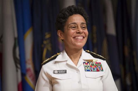howard receives fourth star makes history army women female soldier best uniforms