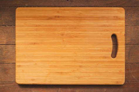 Which is Better: Wood or Plastic Cutting Boards? - The Produce Nerd
