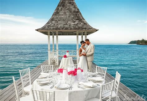 5 Advantages To Doing A Destination Micro Wedding Dreamday Destinations