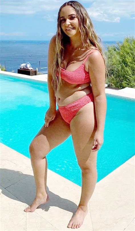 Jacqueline Jossa Flaunts Fabulous Figure In Hot Pink Bikini As She