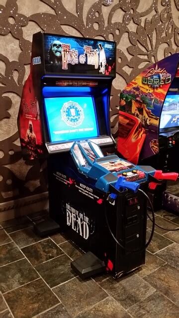 Players assume the role of agents thomas rogan and g in their efforts to combat the products of the dangerous, inhumane experiments of dr. House Of The Dead Arcade Rental | Arcade Game Rentals ...